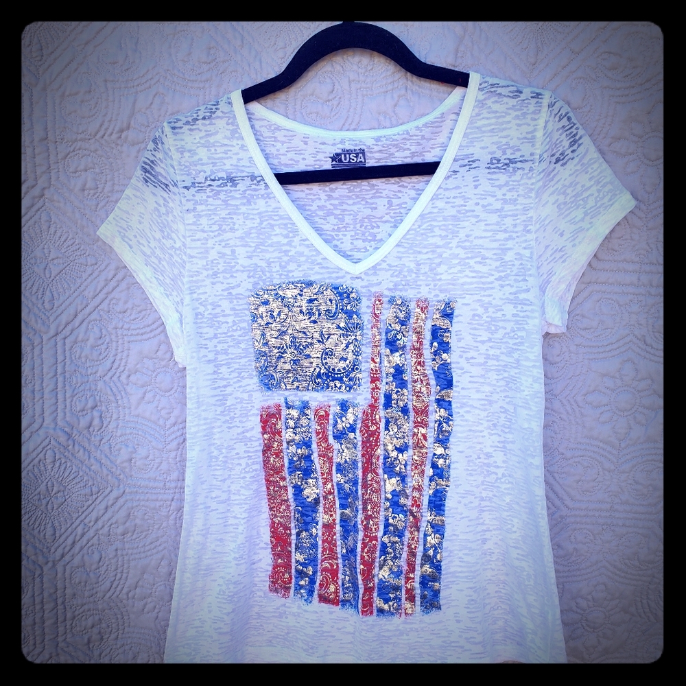 NWOT - USA patriotic tee shirt.